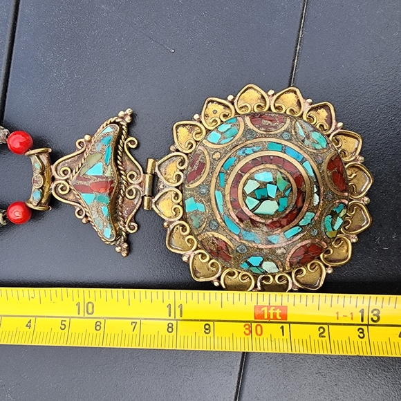 Tibetan crushed turquoise Coral Tibet statement necklace jewelry - Picture 4 of 8